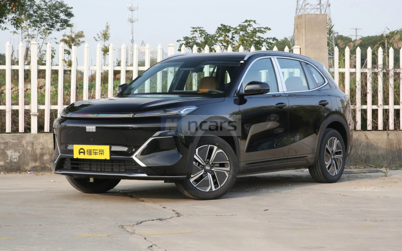Geely Starship 7 EM-i фото спереди