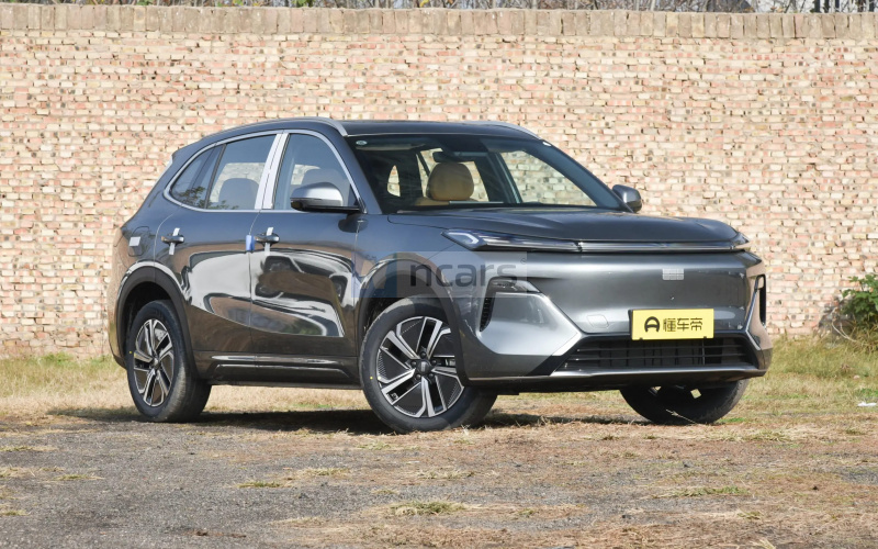 Geely Starship 7 EM-i фото салону