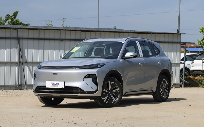 Geely Galaxy Starship 7 EV фото спереди