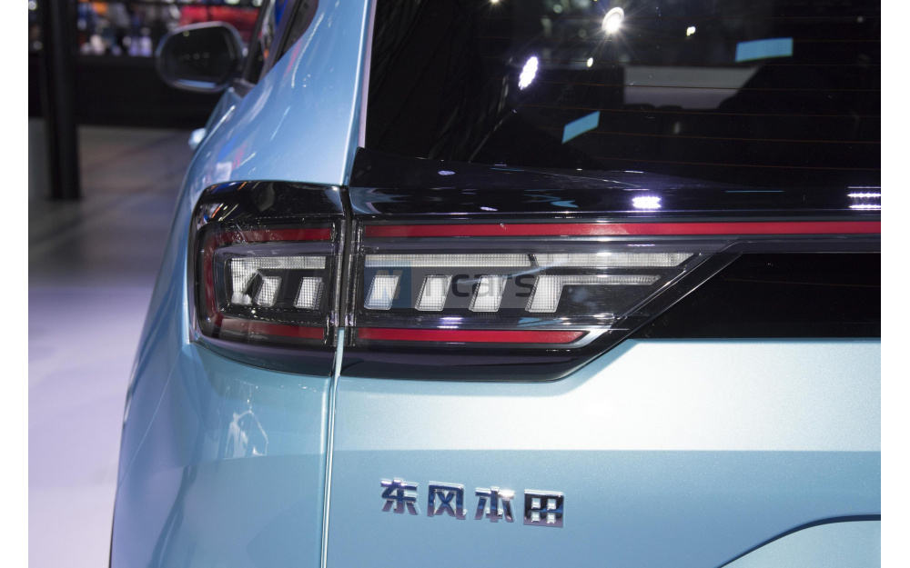 M-NV - 10