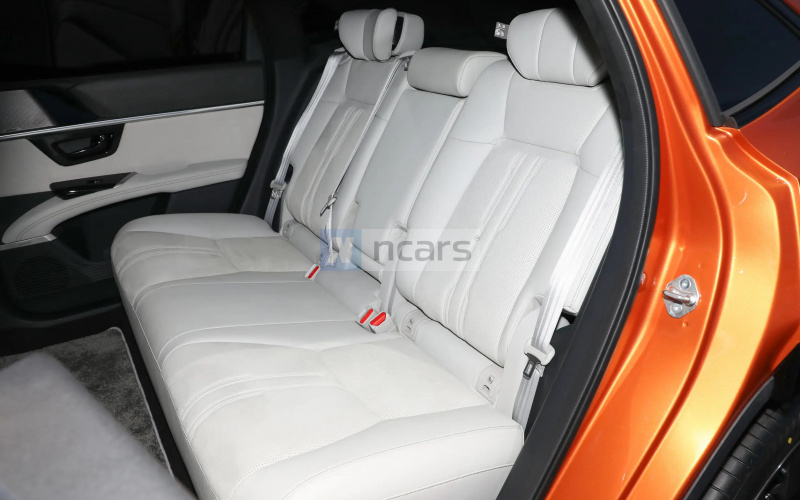 Honda  S7 фото задній диван