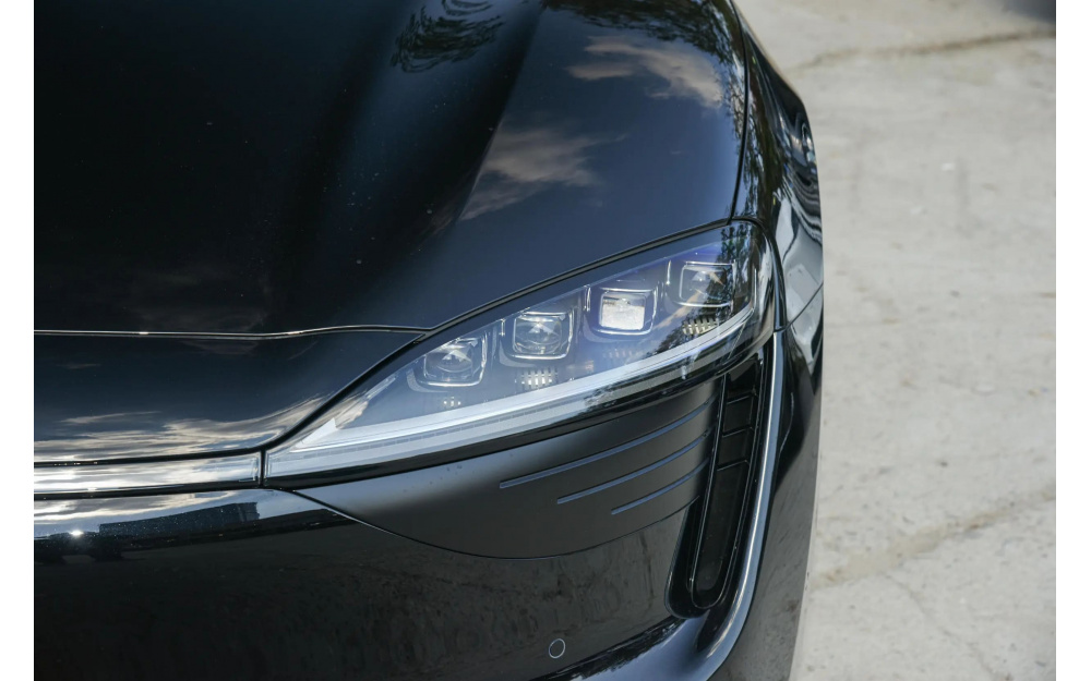 R7 - 10