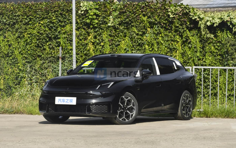 Lynk&Co 07GT фото спереду