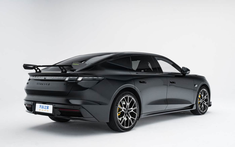 Lynk&Co 10+ фото со стороны