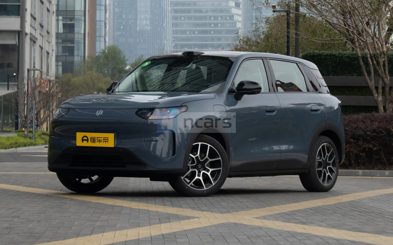 Leap Motor A10 фото спереду