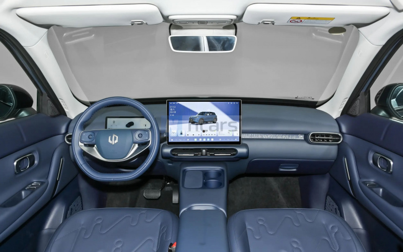 Leap Motor A10 фото салону