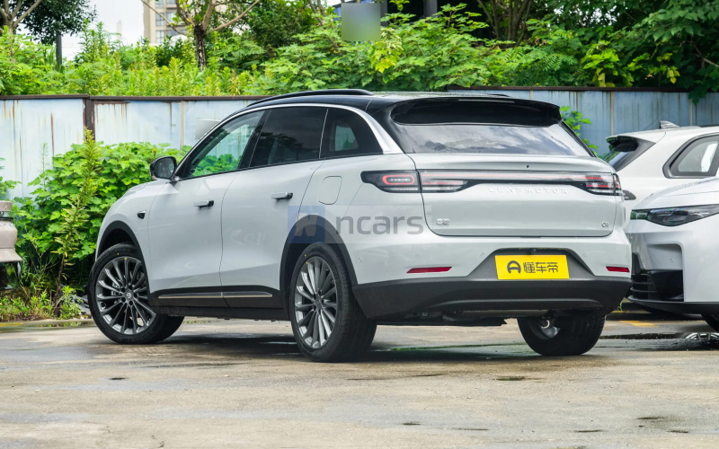 Leap Motor C11 DM фото со стороны