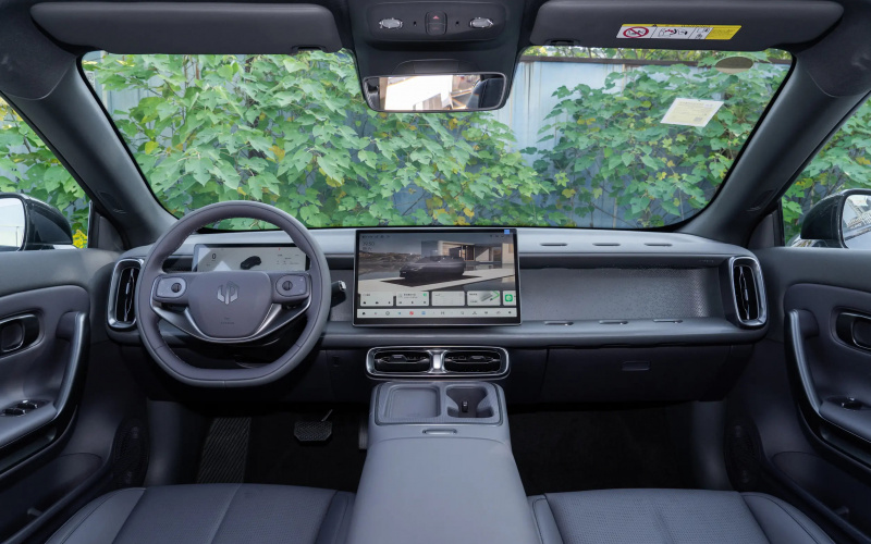 Leap Motor Lafa 5 фото салона