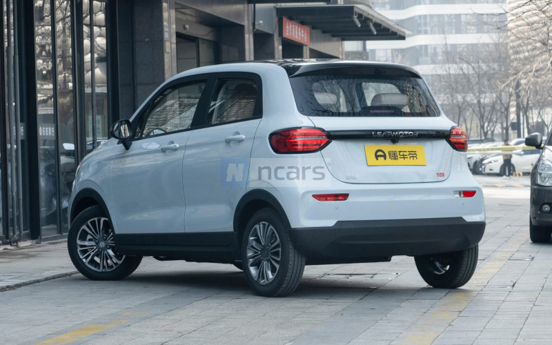Leap Motor T03 фото со стороны