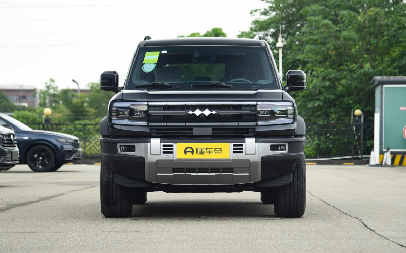 Leopard 5 фото со стороны