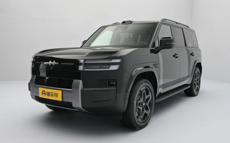 Leopard 7 фото спереду