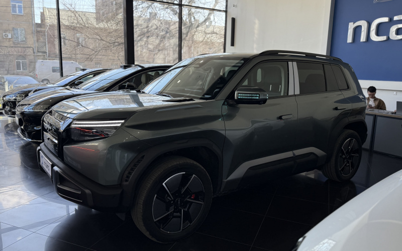 Leopard 3 фото спереди