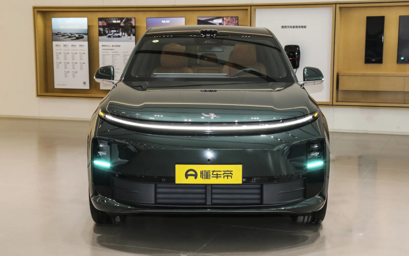 Li  L6 фото збоку