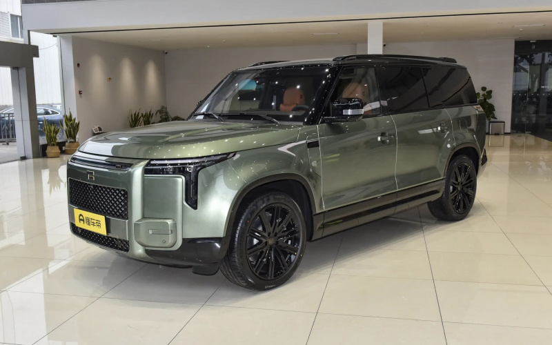 Rox ADAMAS фото спереду