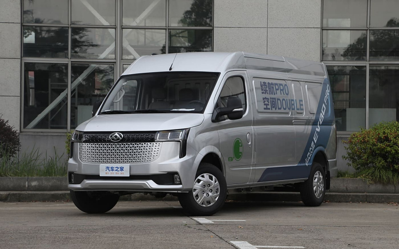 Saic Maxus EV 80 фото спереди