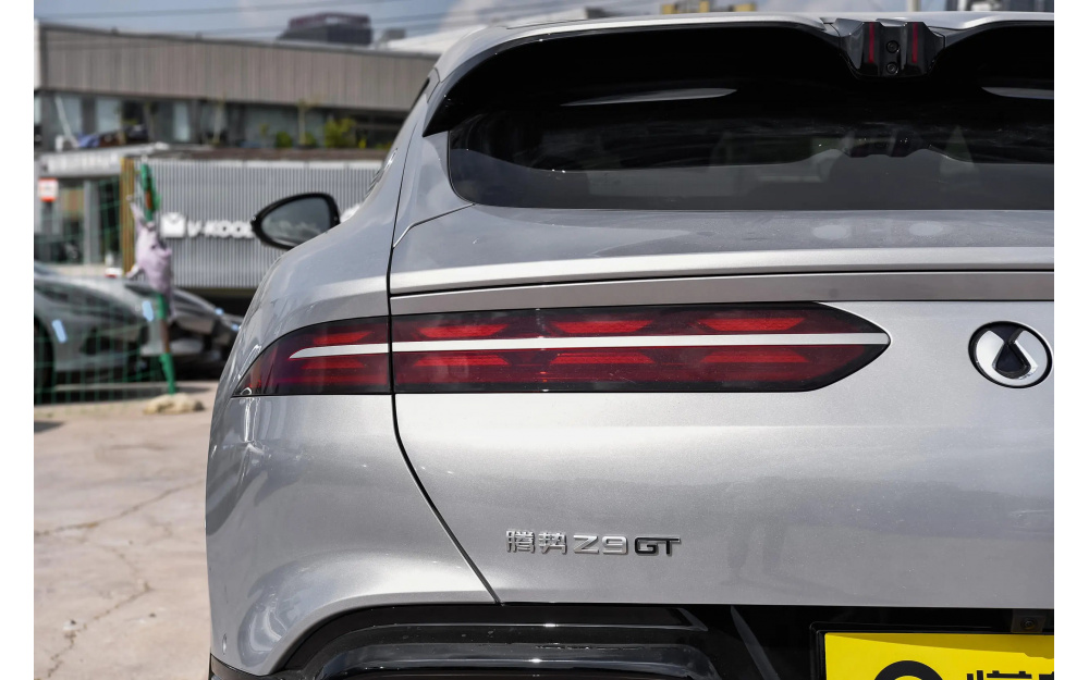 Z9 GT - 11