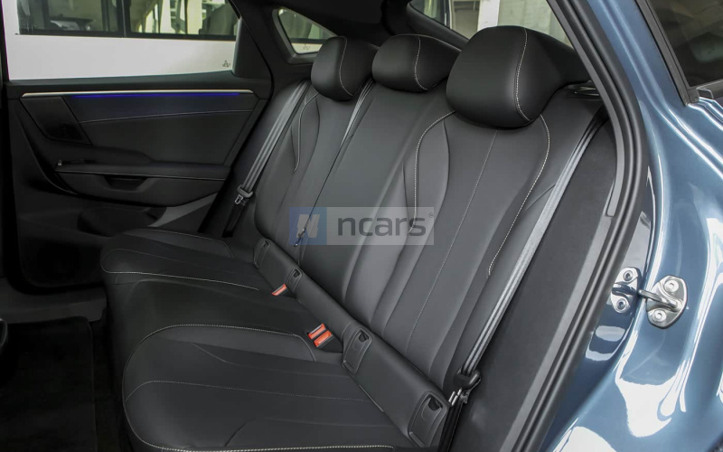 Volkswagen ID. UNYX 07 фото задний диван