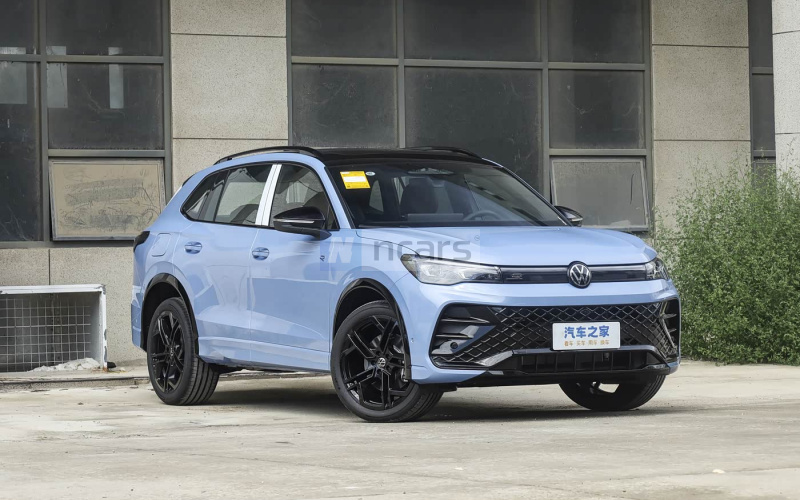 Volkswagen Tiguan L Pro фото салону