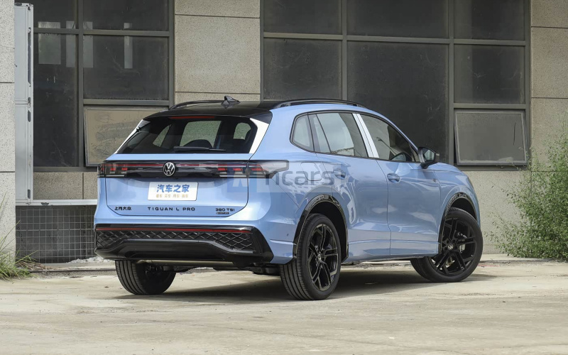 Volkswagen Tiguan L Pro фото збоку