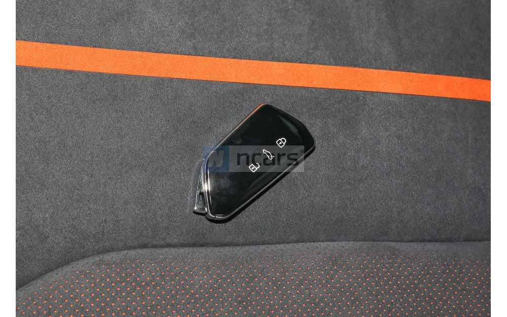 ID.6 Crozz - 14