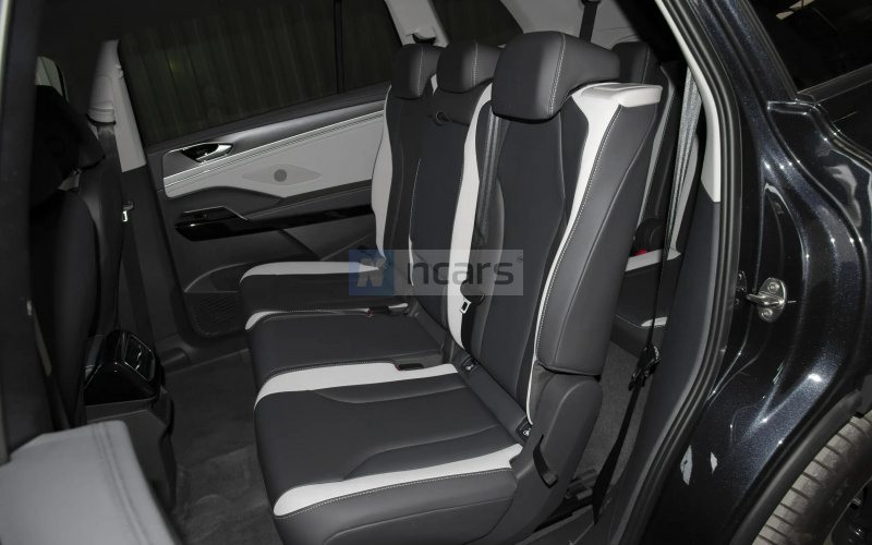 Volkswagen ID.6 CROZZ фото задній диван