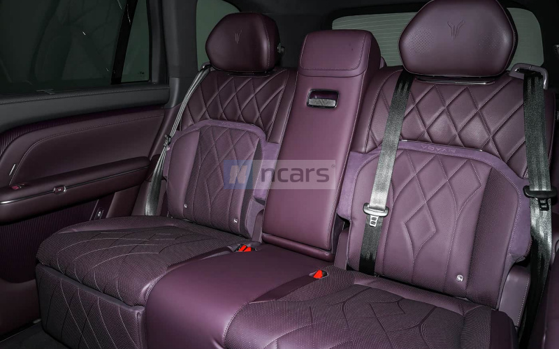 Voyah Taishan X8 EV фото задній диван
