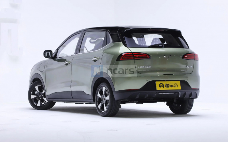 Wuling Bingo Plus фото збоку