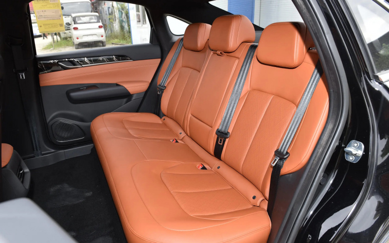 Wuling Starlight EV фото задний диван
