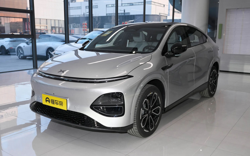 X-Peng G6 фото спереди