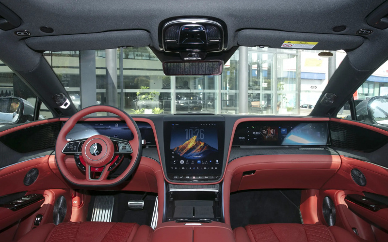 Yangwang U7 PHEV 2026 фото салону