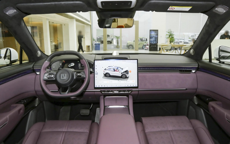 ZEEKR 7X фото салону