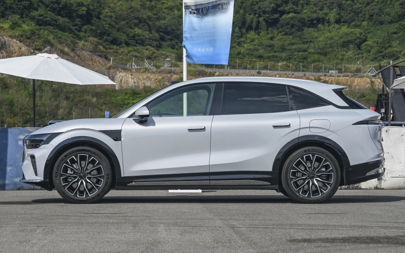 ZEEKR 7X фото задний диван