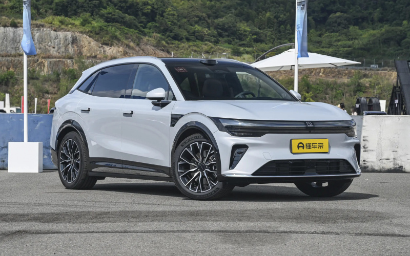 ZEEKR 7X фото салона