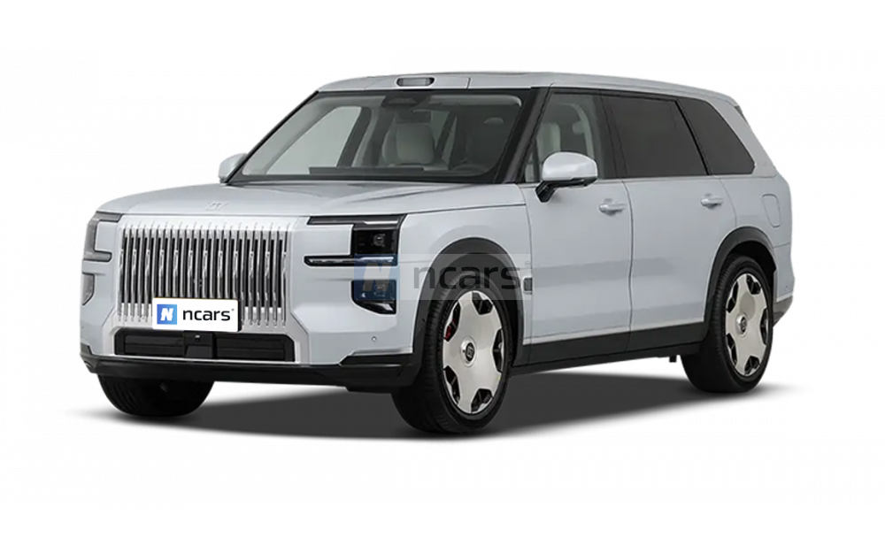 Ultra 70kWh + R22, Glacier Silver, 2025