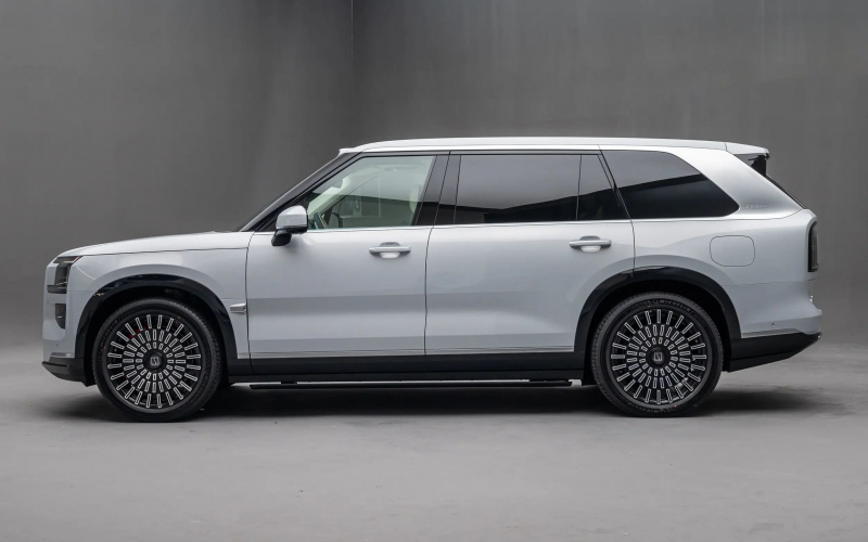 ZEEKR 9X фото задній диван