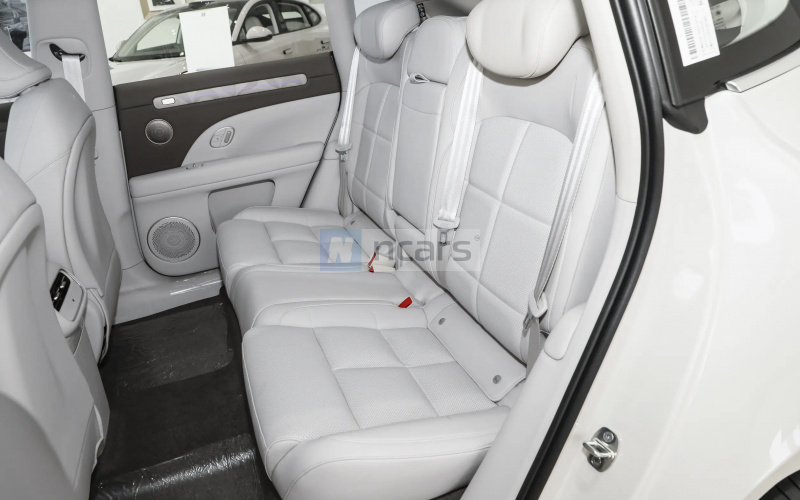 Im Motors LS6 фото задний диван