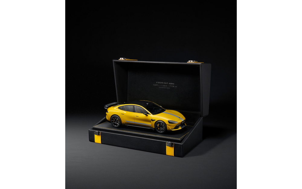 Модель 1:18 Xiaomi SU7 Ultra - 3