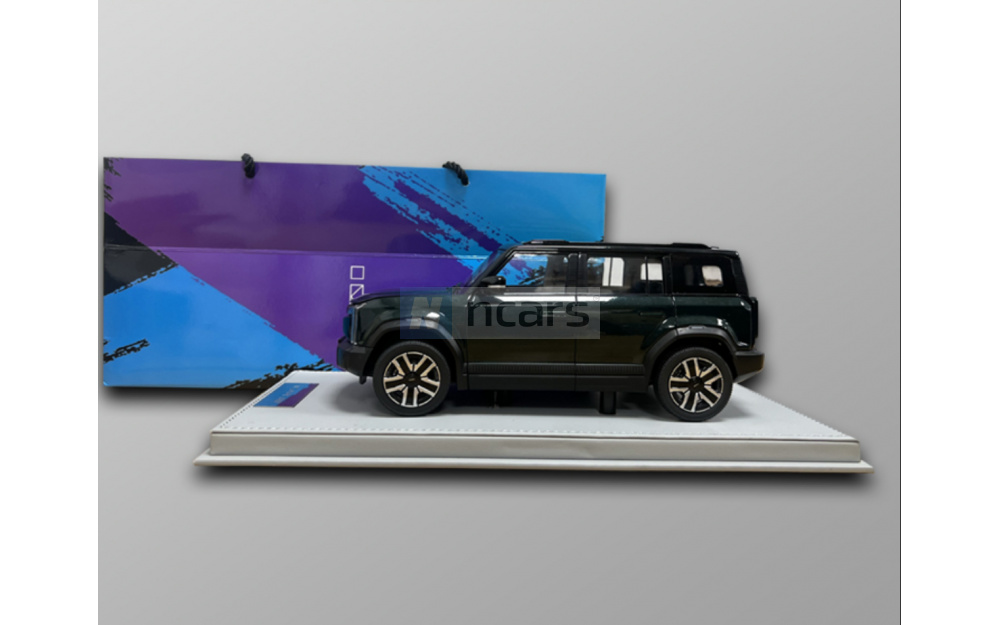 Модель 1:18 iCAR 03 - 2