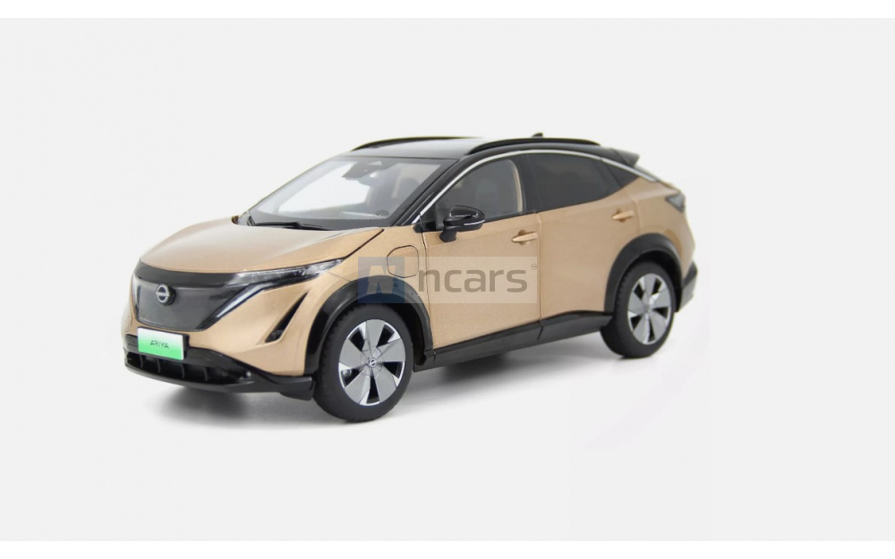 Модель 1:18 Nissan Ariya