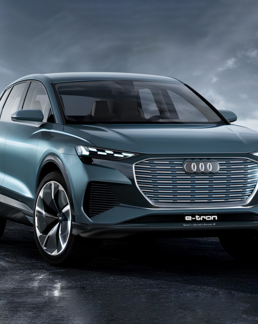 Audi Q4 e-tron – обзор электро кроссовера нового поколения