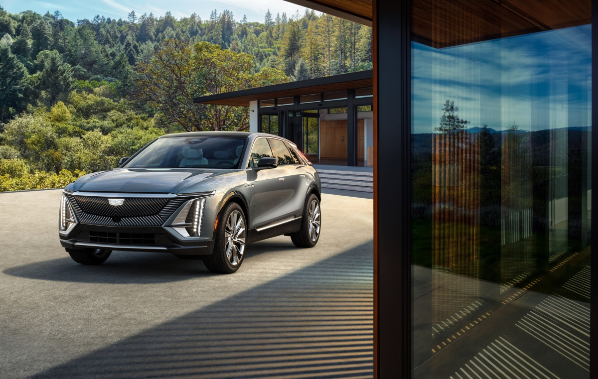 Cadillac Lyriq – втілення розкоші та стилю