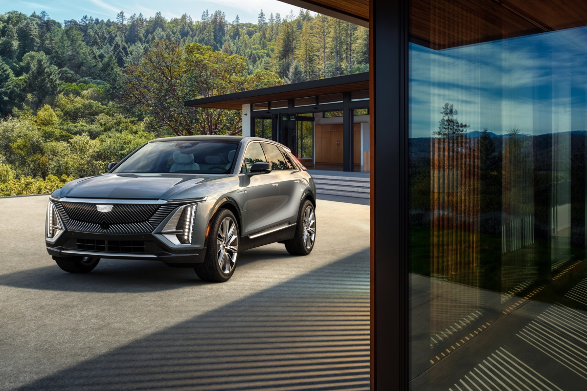 Cadillac Lyriq – втілення розкоші та стилю
