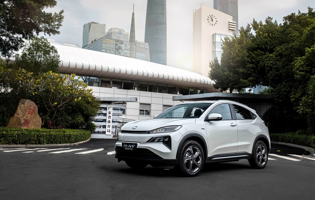 Honda M-NV – маленький кросовер із великими амбіціями