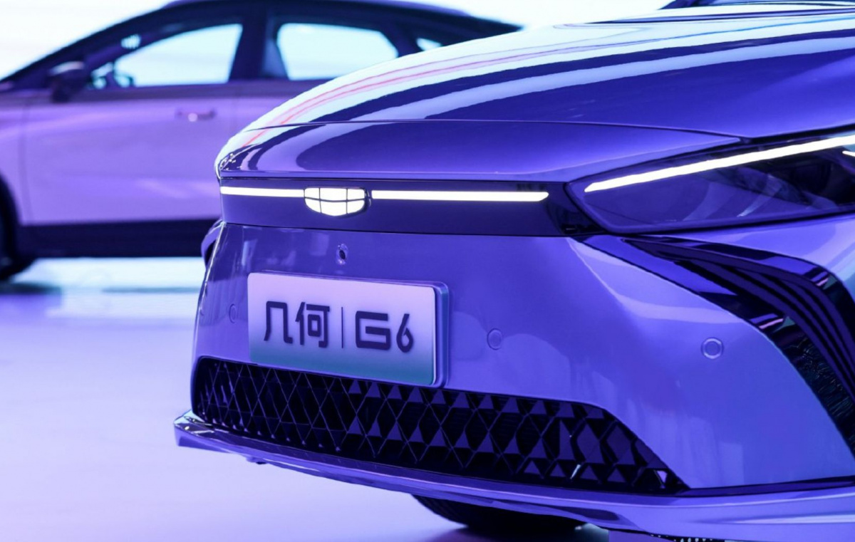 Електромобіль Geely G6 - бюджетний китайський електрокар із запасом ходу 600 км.